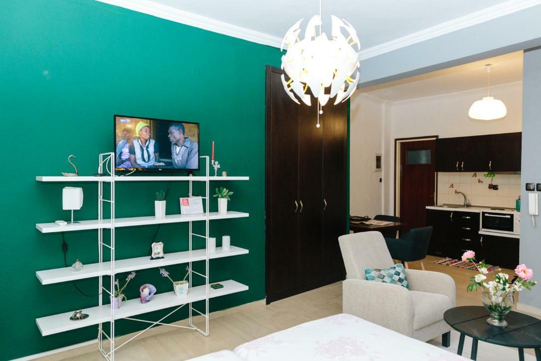 Cosy Downtown Studio - Suite Komotini Exteriör bild