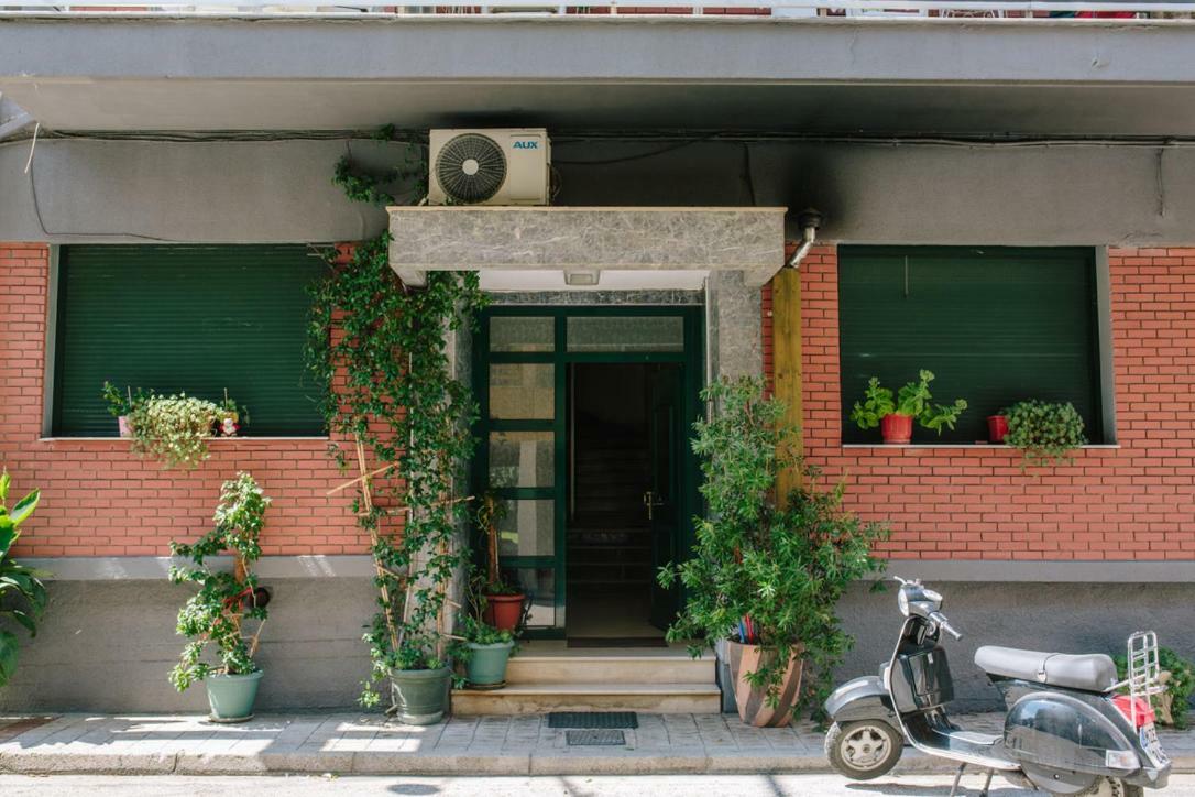 Cosy Downtown Studio - Suite Komotini Exteriör bild